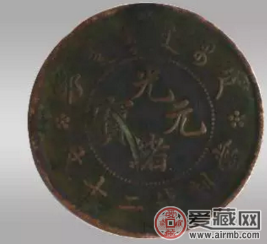 【华体会棋牌】精选美食:荷兰豆炒虾仁、辣椒炒鸡、尖椒茄子、酱肉土豆片的做法(图1) 华体会官方网站入口